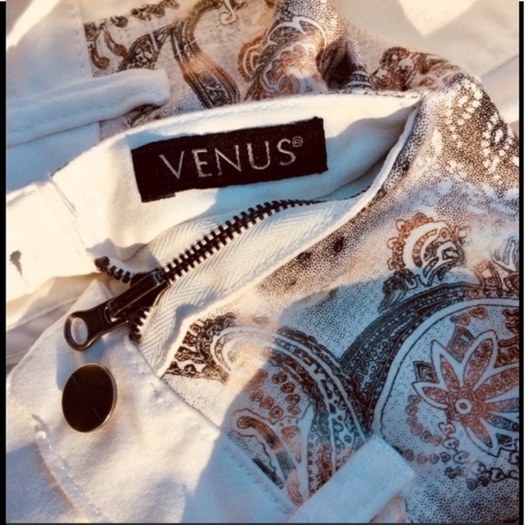 White Jeans Paisley Reversible - Picture 4 of 4